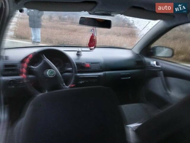 Сірий Шкода Октавія, об'ємом двигуна 1.6 л та пробігом 200 тис. км за 4500 $, фото 7 на Automoto.ua