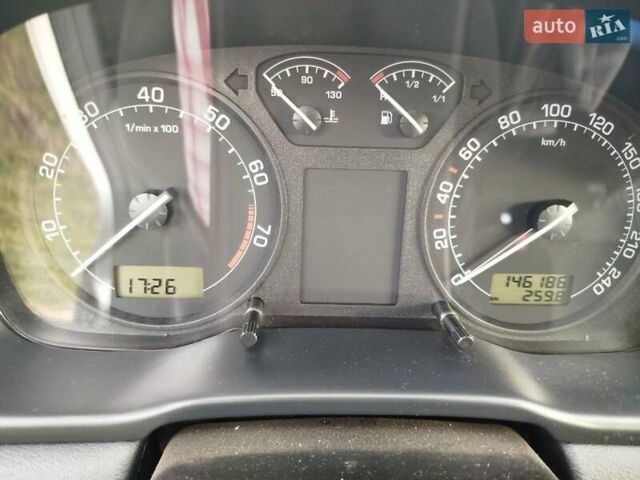 Серый Шкода Октавия, объемом двигателя 1.6 л и пробегом 146 тыс. км за 5100 $, фото 2 на Automoto.ua