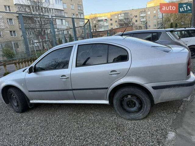 Серый Шкода Октавия, объемом двигателя 1.6 л и пробегом 402 тыс. км за 3500 $, фото 2 на Automoto.ua