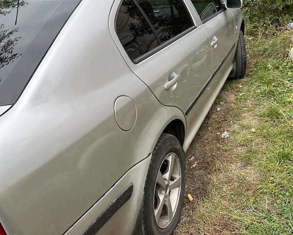 Шкода Октавия 2004 в Полтаве на Automoto.ua Серый Шкода Октавия, объемом двигателя 1.9 л и пробегом 390 тыс. км за 4700 $, фото 3 на Automoto.ua