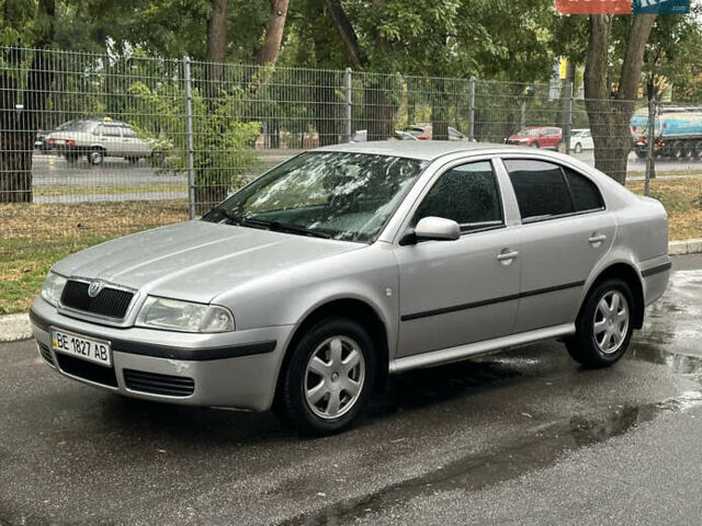 Серый Шкода Октавия, объемом двигателя 1.6 л и пробегом 237 тыс. км за 4650 $, фото 9 на Automoto.ua