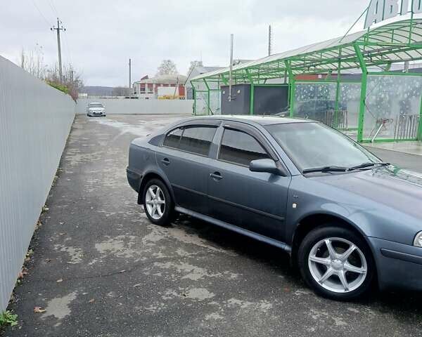 Серый Шкода Октавия, объемом двигателя 1.6 л и пробегом 234 тыс. км за 4500 $, фото 1 на Automoto.ua