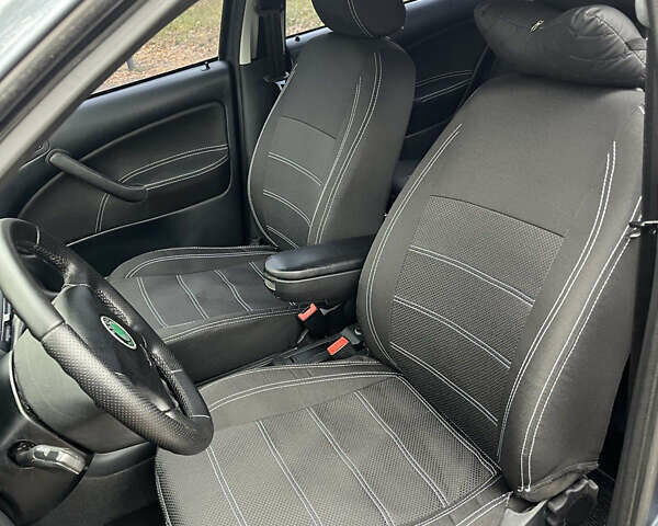 Сірий Шкода Октавія, об'ємом двигуна 1.6 л та пробігом 350 тис. км за 4800 $, фото 14 на Automoto.ua