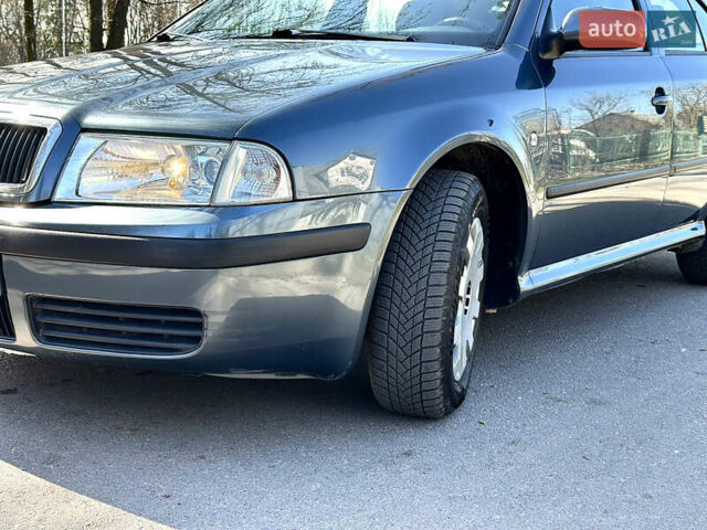 Серый Шкода Октавия, объемом двигателя 1.6 л и пробегом 175 тыс. км за 5300 $, фото 12 на Automoto.ua