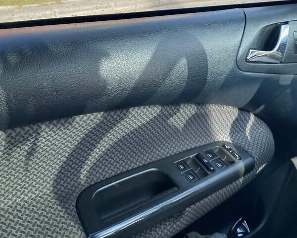 Серый Шкода Октавия, объемом двигателя 1.78 л и пробегом 300 тыс. км за 4500 $, фото 11 на Automoto.ua