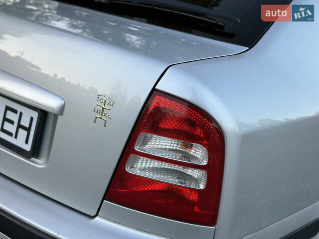 Серый Шкода Октавия, объемом двигателя 1.6 л и пробегом 168 тыс. км за 5399 $, фото 8 на Automoto.ua