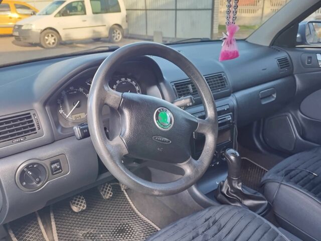 Сірий Шкода Октавія, об'ємом двигуна 1.6 л та пробігом 207 тис. км за 6000 $, фото 3 на Automoto.ua