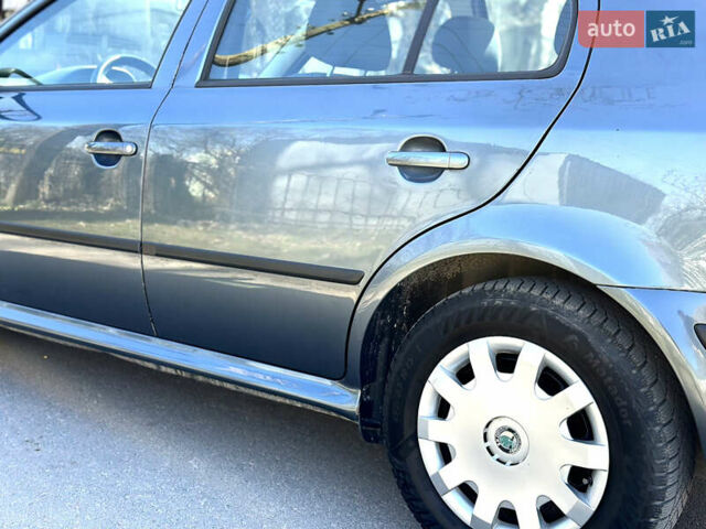 Серый Шкода Октавия, объемом двигателя 1.6 л и пробегом 175 тыс. км за 5300 $, фото 14 на Automoto.ua