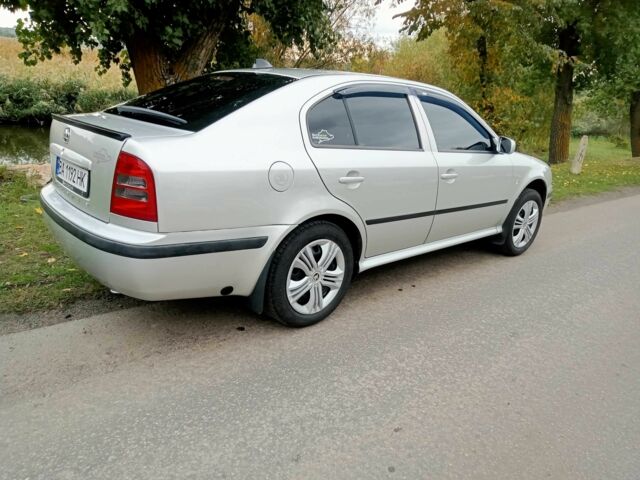 Шкода Октавия 2004 в Петрово на Automoto.ua Серый Шкода Октавия, объемом двигателя 1.6 л и пробегом 1 тыс. км за 5300 $, фото 4 на Automoto.ua