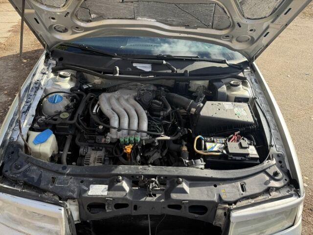 Сірий Шкода Октавія, об'ємом двигуна 2 л та пробігом 526 тис. км за 3200 $, фото 5 на Automoto.ua