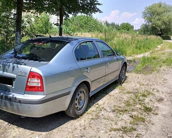 Серый Шкода Октавия, объемом двигателя 1.6 л и пробегом 167 тыс. км за 5000 $, фото 3 на Automoto.ua