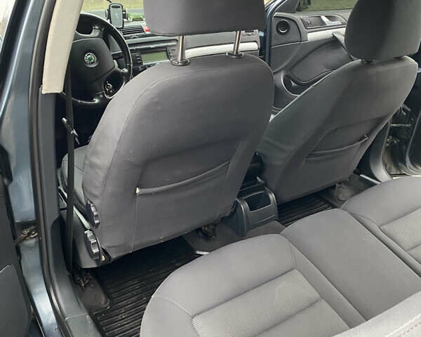 Сірий Шкода Октавія, об'ємом двигуна 1.6 л та пробігом 259 тис. км за 5200 $, фото 20 на Automoto.ua
