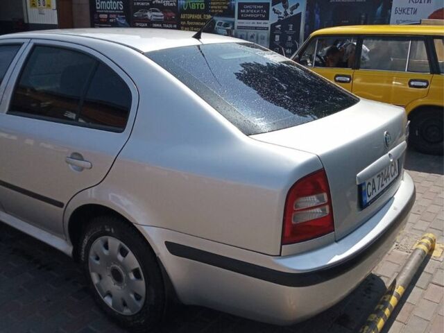 Серый Шкода Октавия, объемом двигателя 1.6 л и пробегом 200 тыс. км за 4750 $, фото 5 на Automoto.ua