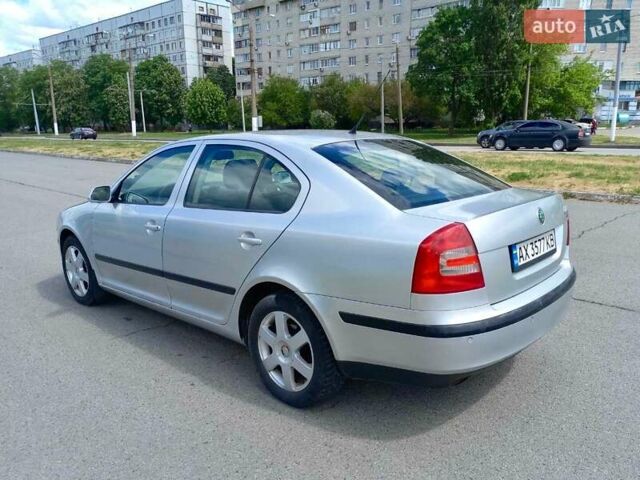 Серый Шкода Октавия, объемом двигателя 1.6 л и пробегом 280 тыс. км за 6200 $, фото 2 на Automoto.ua