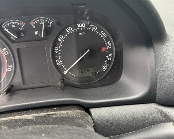 Серый Шкода Октавия, объемом двигателя 1.39 л и пробегом 180 тыс. км за 4600 $, фото 1 на Automoto.ua