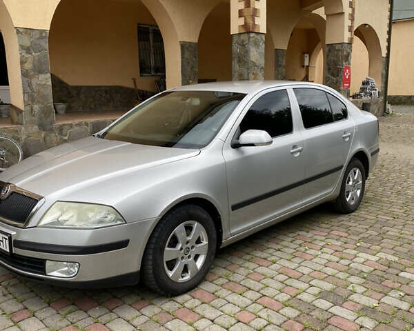 Серый Шкода Октавия, объемом двигателя 1.97 л и пробегом 326 тыс. км за 5800 $, фото 2 на Automoto.ua