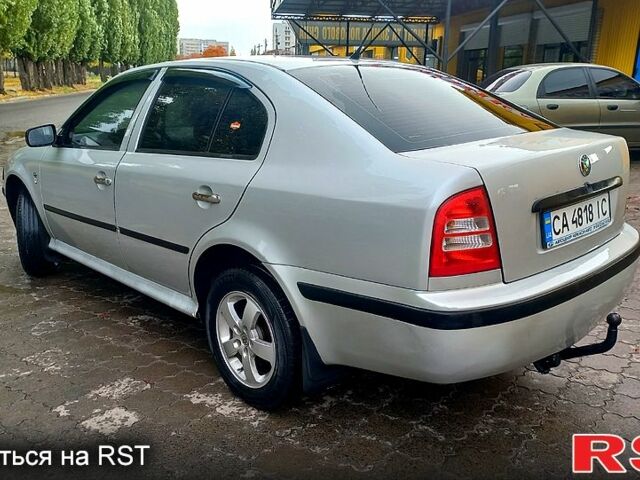 Шкода Октавия 2004 в Черкассах на Automoto.ua Серый Шкода Октавия, объемом двигателя 1.6 л и пробегом 255 тыс. км за 4500 $, фото 2 на Automoto.ua