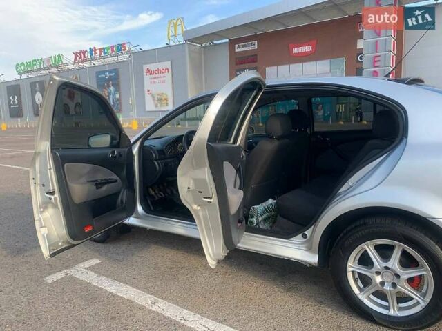 Серый Шкода Октавия, объемом двигателя 1.8 л и пробегом 296 тыс. км за 4000 $, фото 1 на Automoto.ua