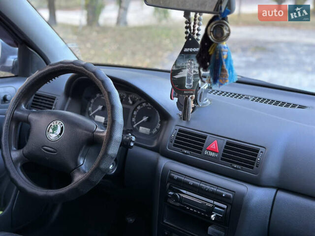 Серый Шкода Октавия, объемом двигателя 1.6 л и пробегом 168 тыс. км за 5399 $, фото 34 на Automoto.ua