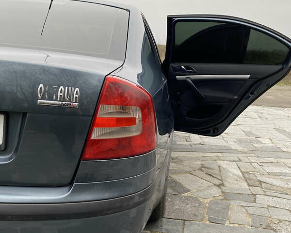 Сірий Шкода Октавія, об'ємом двигуна 1.6 л та пробігом 259 тис. км за 5200 $, фото 5 на Automoto.ua