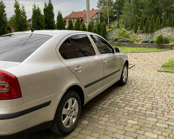 Серый Шкода Октавия, объемом двигателя 1.97 л и пробегом 326 тыс. км за 5800 $, фото 3 на Automoto.ua