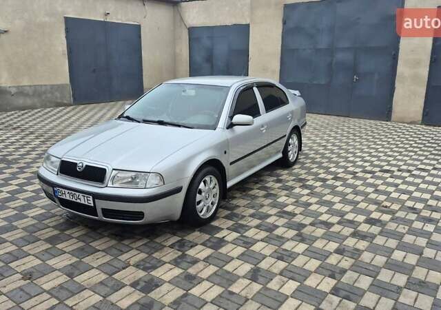 Серый Шкода Октавия, объемом двигателя 1.6 л и пробегом 300 тыс. км за 4500 $, фото 17 на Automoto.ua