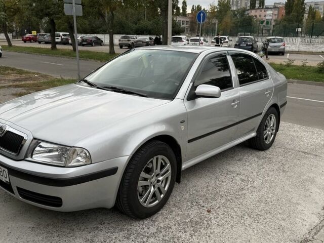 Серый Шкода Октавия, объемом двигателя 1.8 л и пробегом 196 тыс. км за 5500 $, фото 1 на Automoto.ua