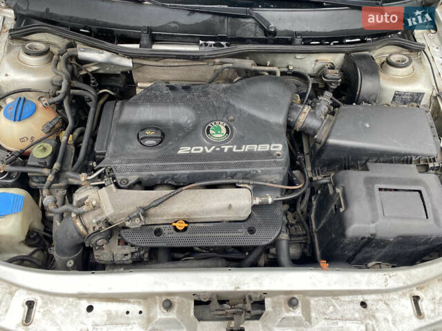 Серый Шкода Октавия, объемом двигателя 1.78 л и пробегом 305 тыс. км за 5500 $, фото 8 на Automoto.ua