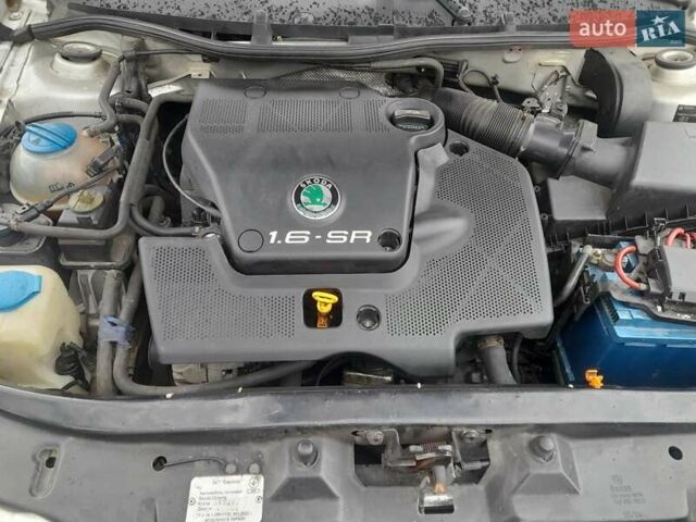 Серый Шкода Октавия, объемом двигателя 1.6 л и пробегом 325 тыс. км за 4500 $, фото 8 на Automoto.ua