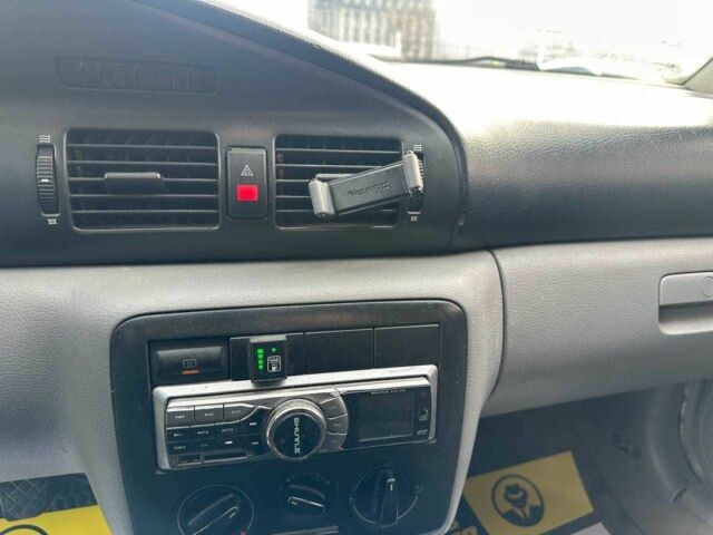 Сірий Шкода Октавія, об'ємом двигуна 1.6 л та пробігом 238 тис. км за 3800 $, фото 14 на Automoto.ua