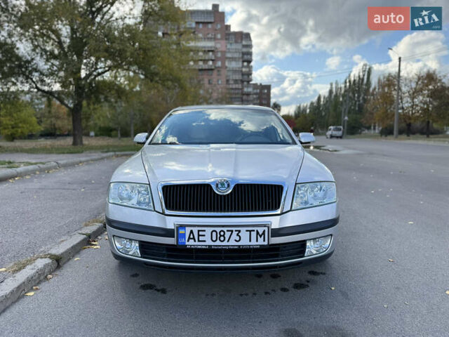 Серый Шкода Октавия, объемом двигателя 1.6 л и пробегом 210 тыс. км за 6500 $, фото 6 на Automoto.ua