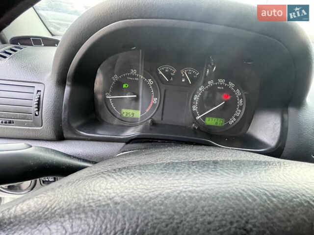 Шкода Октавия 2004 в Тячеве на Automoto.ua Серый Шкода Октавия, объемом двигателя 1.9 л и пробегом 371 тыс. км за 2500 $, фото 14 на Automoto.ua
