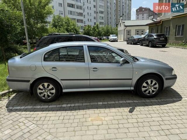 Серый Шкода Октавия, объемом двигателя 1.6 л и пробегом 144 тыс. км за 5500 $, фото 1 на Automoto.ua