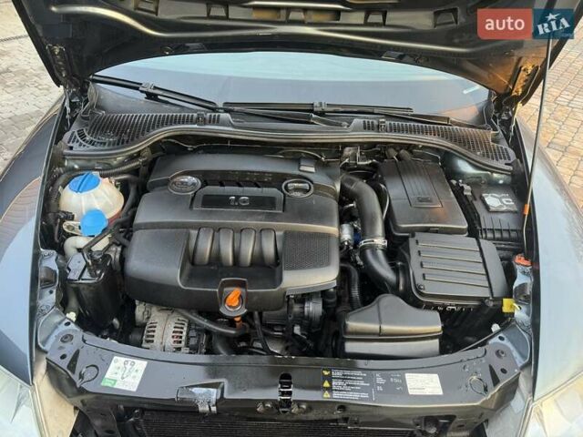 Серый Шкода Октавия, объемом двигателя 1.6 л и пробегом 227 тыс. км за 5600 $, фото 28 на Automoto.ua