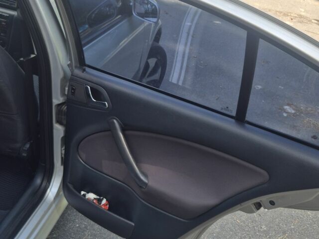 Серый Шкода Октавия, объемом двигателя 1.8 л и пробегом 312 тыс. км за 4850 $, фото 14 на Automoto.ua