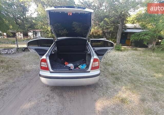 Сірий Шкода Октавія, об'ємом двигуна 1.6 л та пробігом 285 тис. км за 4500 $, фото 11 на Automoto.ua