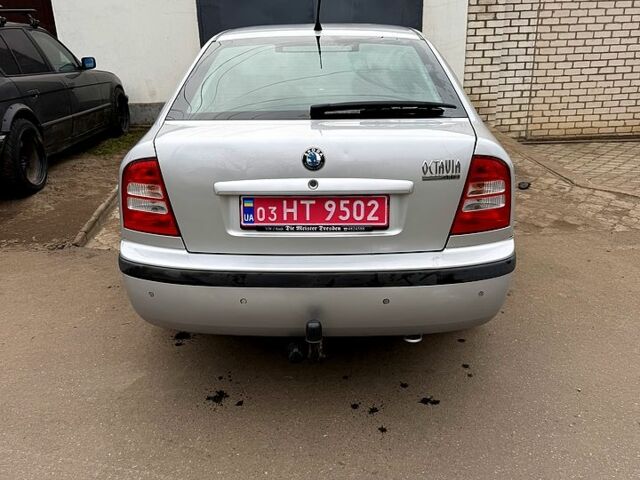 Сірий Шкода Октавія, об'ємом двигуна 1.6 л та пробігом 250 тис. км за 5500 $, фото 3 на Automoto.ua