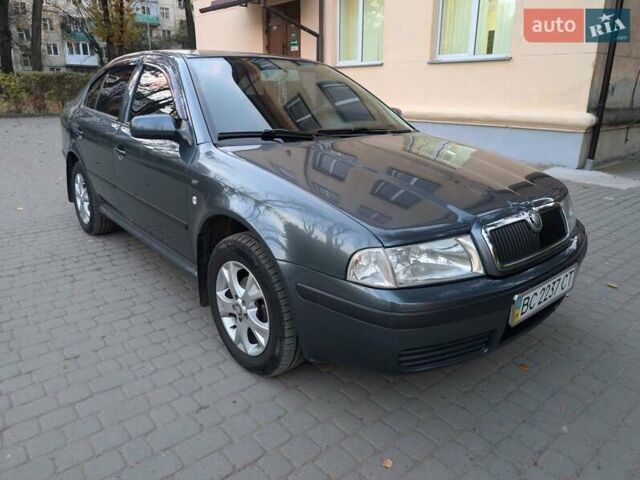 Шкода Октавия 2004 в Львове на Automoto.ua Серый Шкода Октавия, объемом двигателя 1.6 л и пробегом 210 тыс. км за 4700 $, фото 5 на Automoto.ua