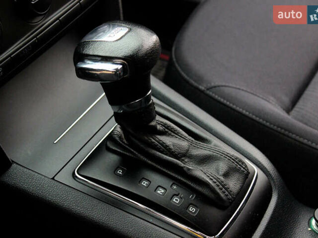 Шкода Октавия 2004 в Кременце на Automoto.ua Серый Шкода Октавия, объемом двигателя 1.97 л и пробегом 320 тыс. км за 5250 $, фото 25 на Automoto.ua