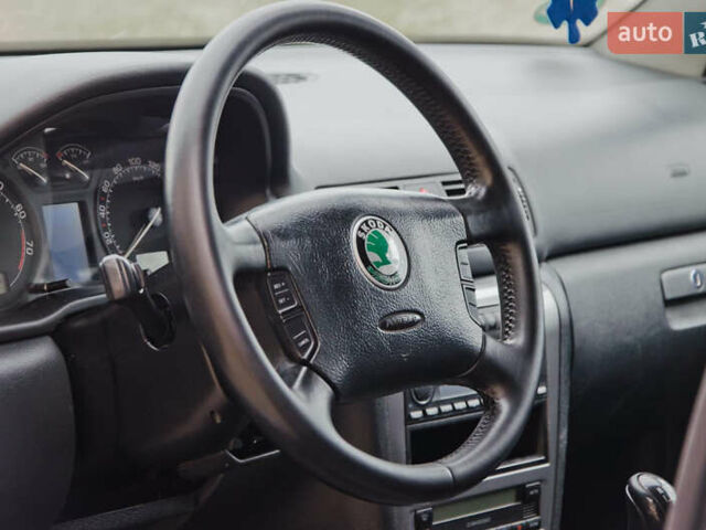 Серый Шкода Октавия, объемом двигателя 1.6 л и пробегом 250 тыс. км за 5600 $, фото 51 на Automoto.ua