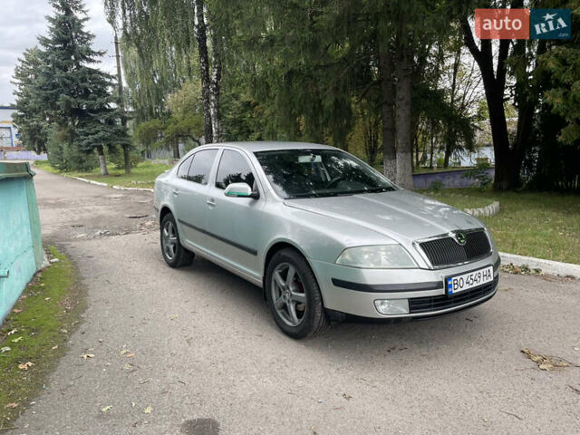 Сірий Шкода Октавія, об'ємом двигуна 1.6 л та пробігом 350 тис. км за 3999 $, фото 1 на Automoto.ua
