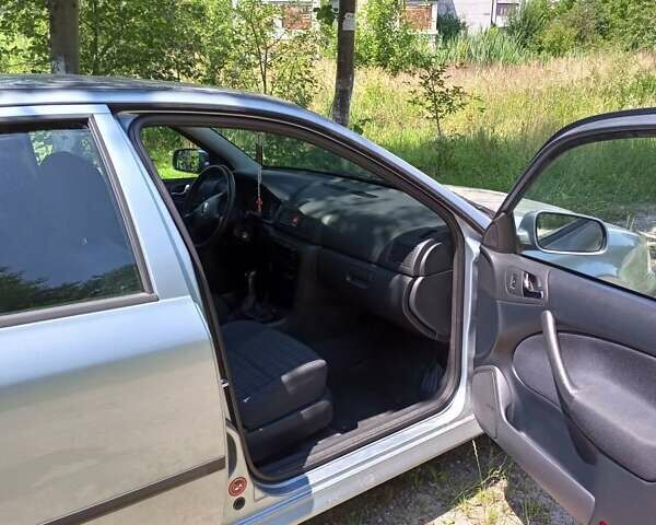 Серый Шкода Октавия, объемом двигателя 1.6 л и пробегом 167 тыс. км за 5000 $, фото 23 на Automoto.ua