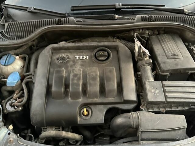 Серый Шкода Октавия, объемом двигателя 1.9 л и пробегом 257 тыс. км за 3600 $, фото 18 на Automoto.ua