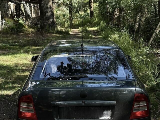 Шкода Октавия 2004 в Белой Церкве на Automoto.ua Серый Шкода Октавия, объемом двигателя 1.9 л и пробегом 330 тыс. км за 2600 $, фото 13 на Automoto.ua