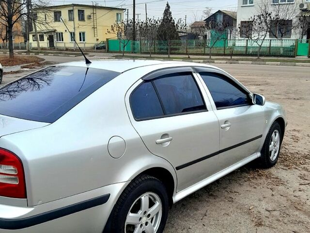 Серый Шкода Октавия, объемом двигателя 1.8 л и пробегом 277 тыс. км за 3700 $, фото 1 на Automoto.ua