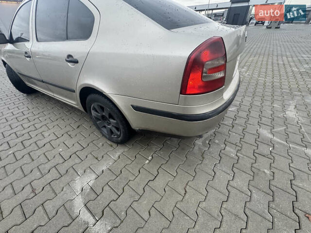 Серый Шкода Октавия, объемом двигателя 1.9 л и пробегом 329 тыс. км за 4600 $, фото 6 на Automoto.ua