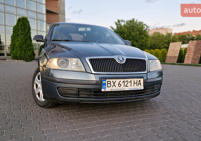 Серый Шкода Октавия, объемом двигателя 1.6 л и пробегом 262 тыс. км за 5200 $, фото 3 на Automoto.ua