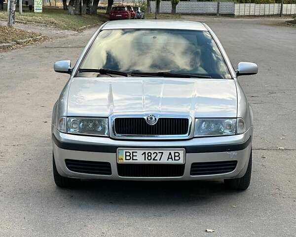 Сірий Шкода Октавія, об'ємом двигуна 1.6 л та пробігом 237 тис. км за 4600 $, фото 4 на Automoto.ua