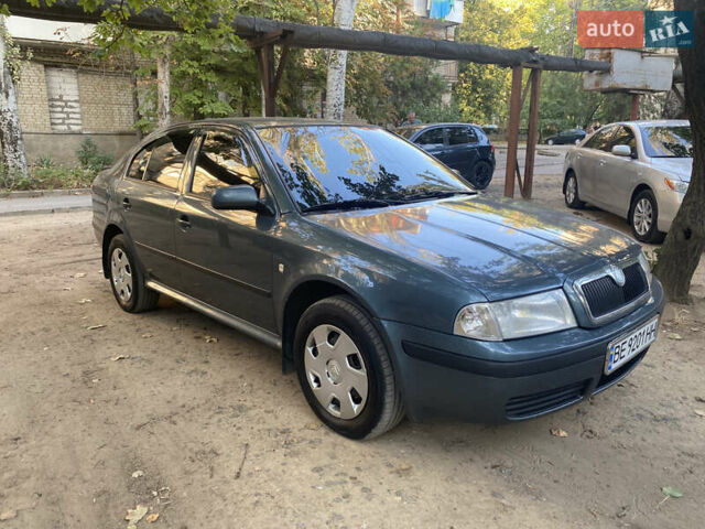 Серый Шкода Октавия, объемом двигателя 1.8 л и пробегом 248 тыс. км за 5600 $, фото 5 на Automoto.ua