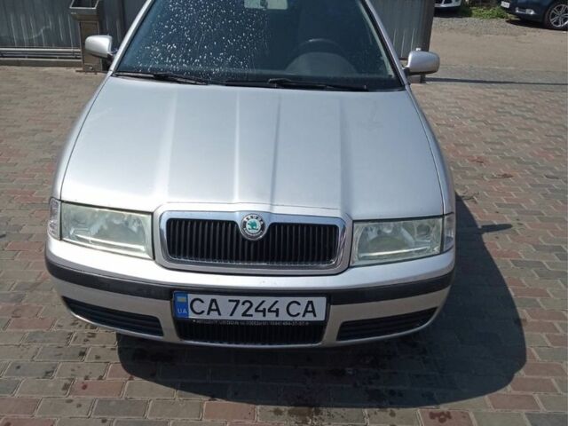 Серый Шкода Октавия, объемом двигателя 1.6 л и пробегом 200 тыс. км за 4750 $, фото 4 на Automoto.ua